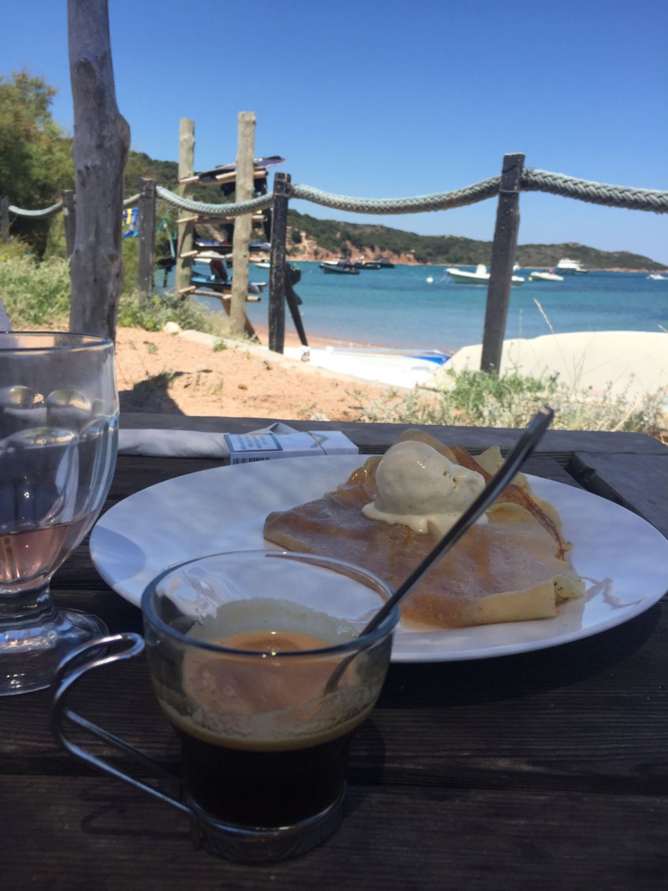 Une journée à Santa Manza au Maora Beach Sailing Une journée à Santa Manza au Maora Beach Sailing